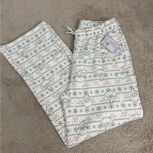 Nwt The Grinch Sweatpants Womens